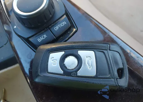 2014 BMW 328I xDrive z USA, uszkodzony, nr VIN WBA3B5G52ENS08958